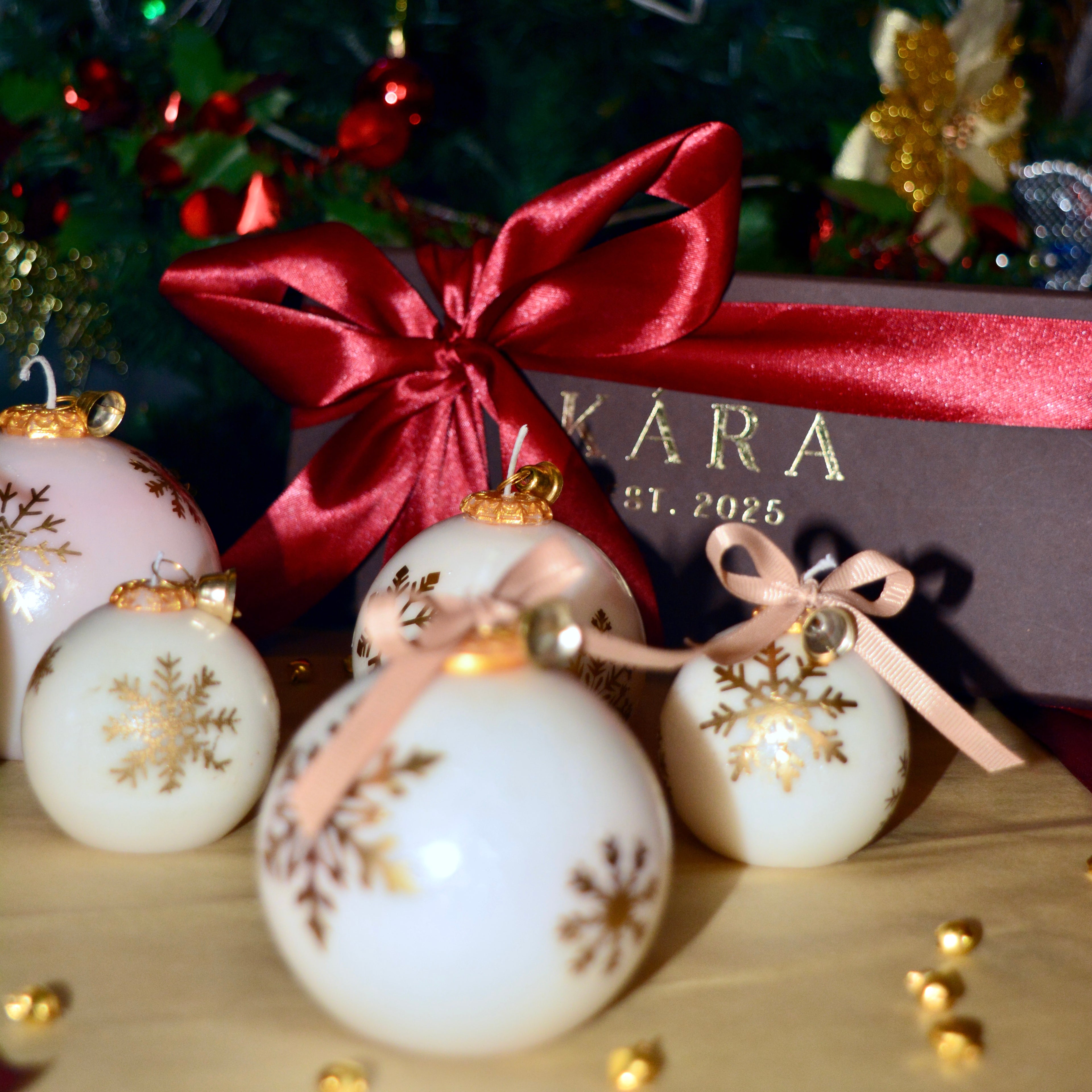 Snowflake Bauble Candles Gift Box