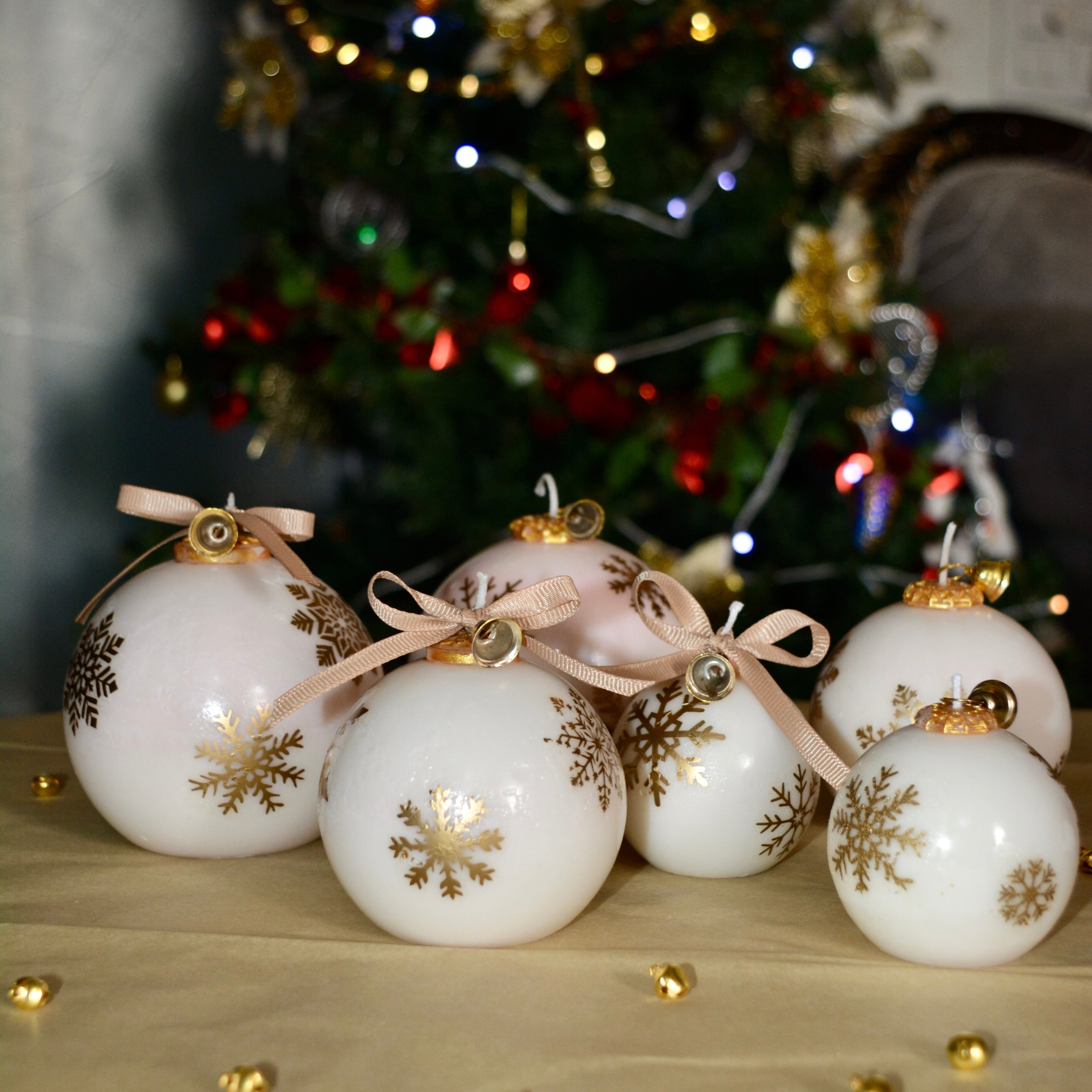 Snowflake Bauble Candle